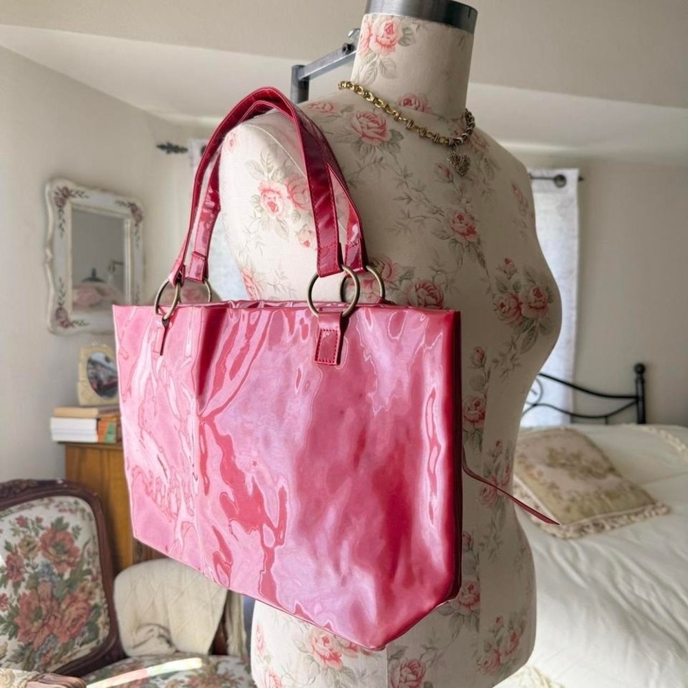 red oversized purse neiman marcus‎ - Picture 2 of 6